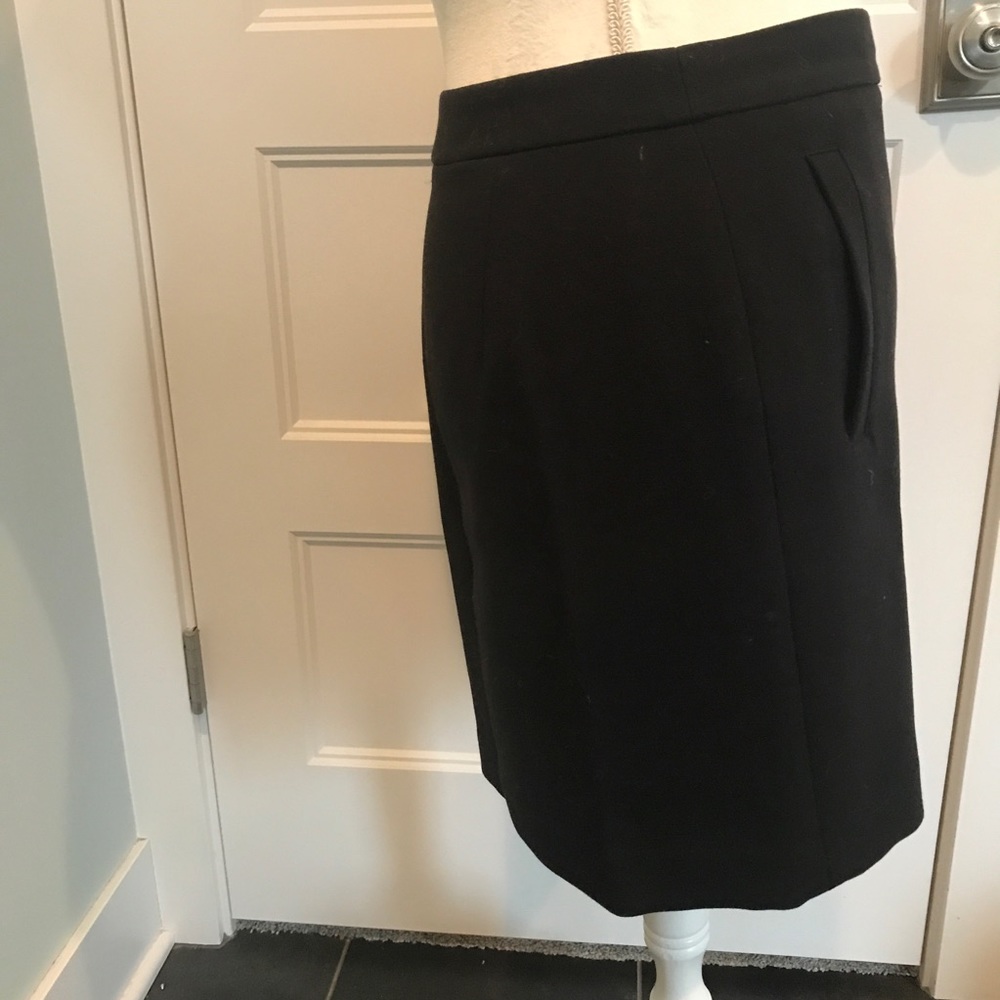 Banana Republic Black Boucle Side Zip Skirt-4 - Picture 7 of 8